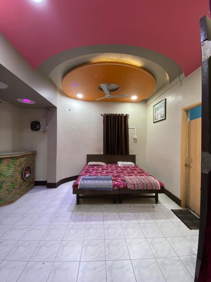Muktai Lodge Solapur Extérieur photo
