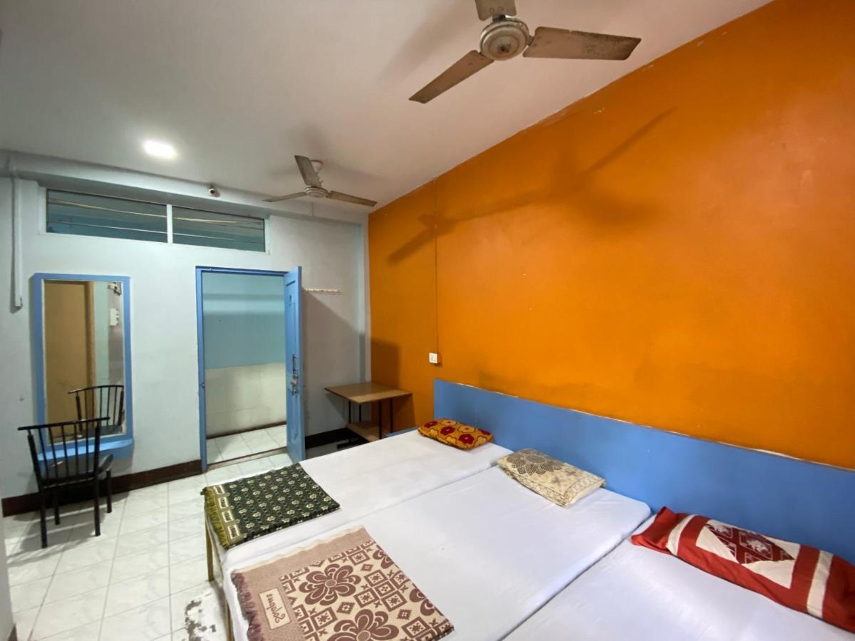 Muktai Lodge Solapur Extérieur photo